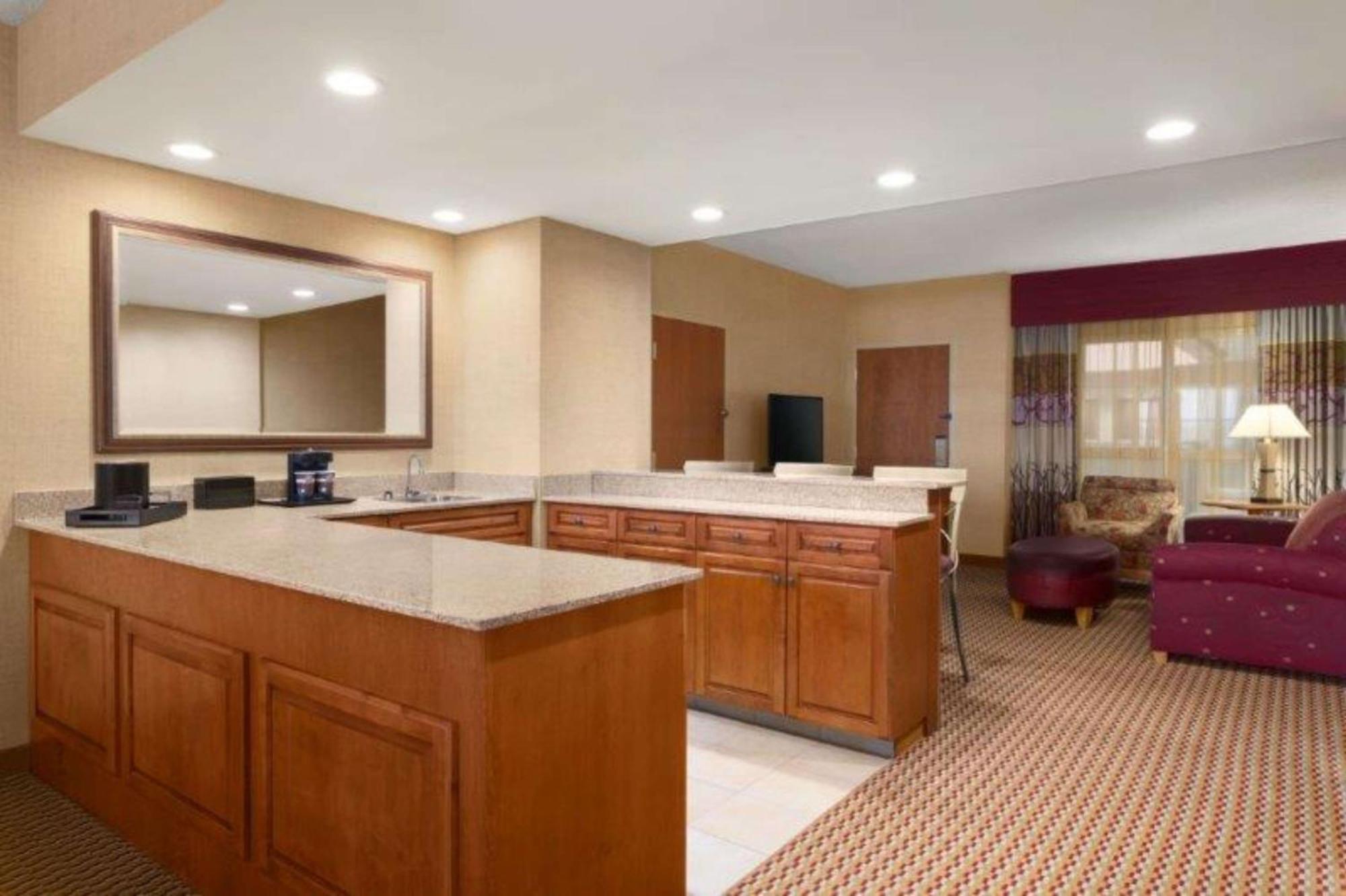 Embassy Suites Northwest Arkansas - Hotel, Spa&Convention Center Rogers Exterior foto